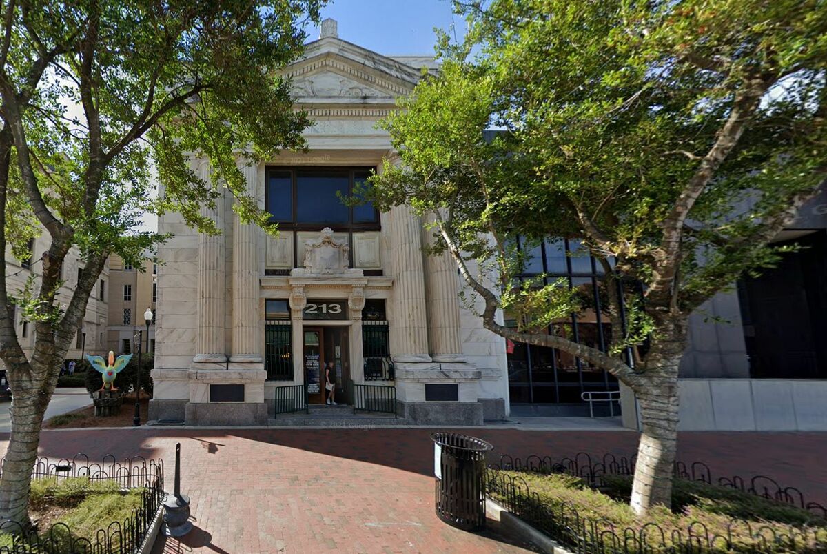 First National Bank, Pensacola, FL (Charter 2490) Bank Note History