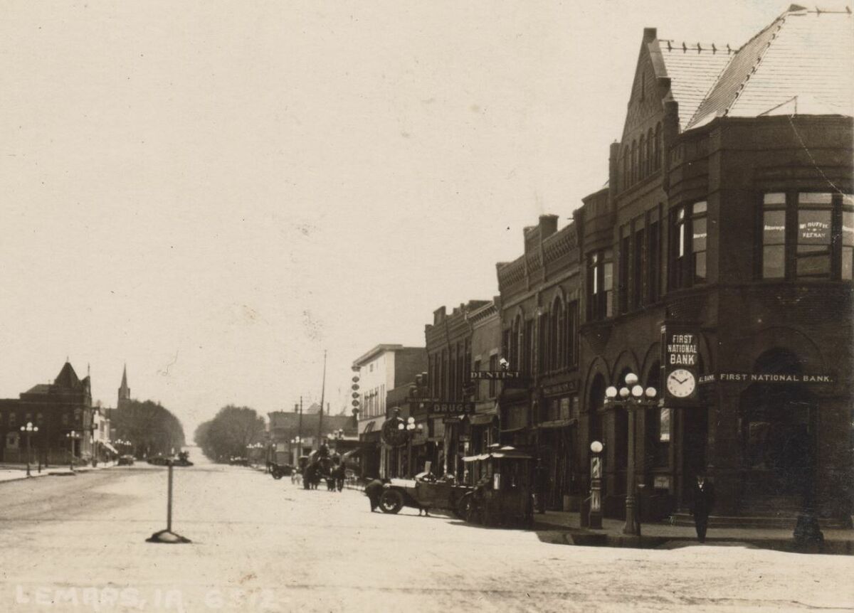 First National Bank, Le Mars, IA (Charter 2728) Bank Note History