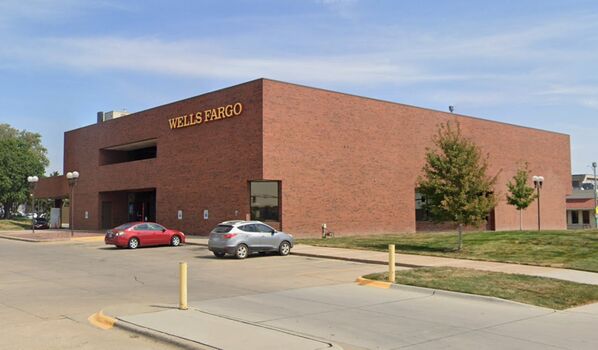 Branch of the Wells Fargo Bank