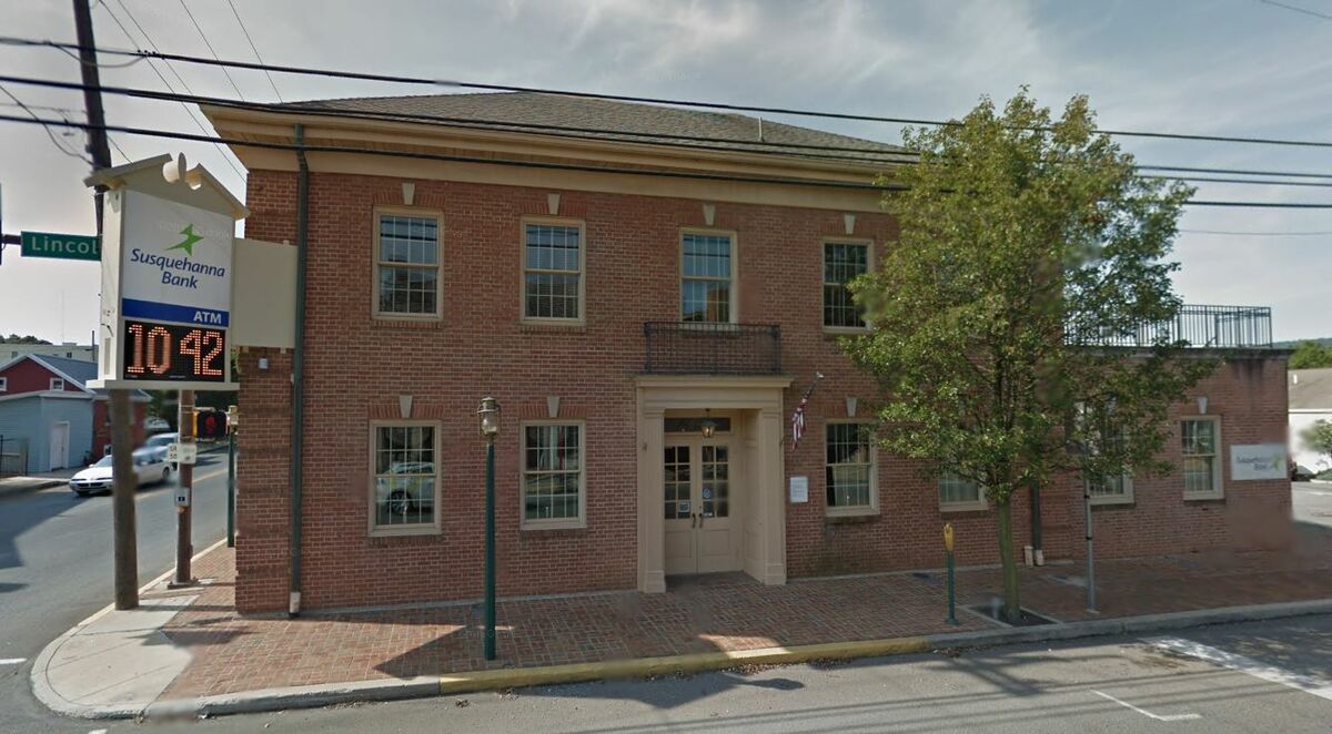 First National Bank, McConnellsburg, PA (Charter 8083) Bank Note History