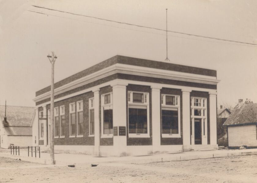 First National Bank, Grantsburg, WI (Charter 8444) Bank Note History