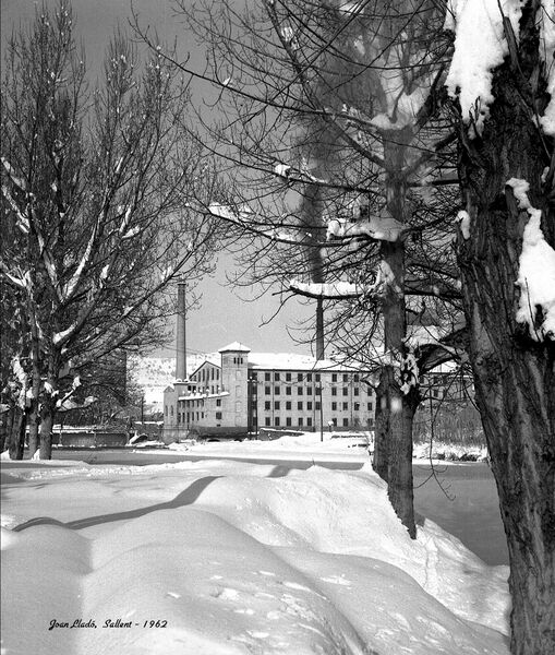 File:1962-Fàbrica Vella-Nevada.jpg