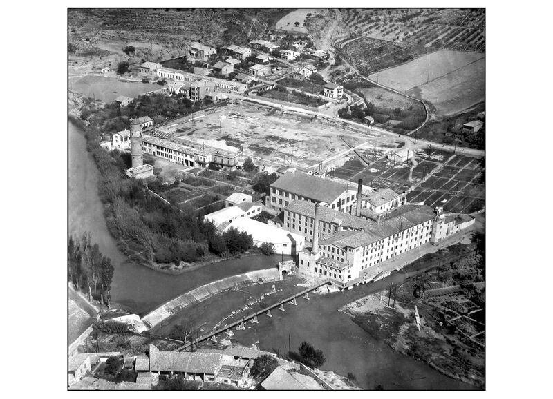 File:Fàbrica Vella-Vista aèria.jpg