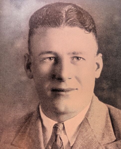 File:2001 Adam, Eric Photo 1.jpg