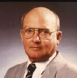 2227 BiographyHollingsworthPeterCharlesPhoto1.jpg