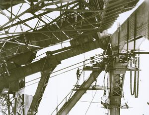 484 Top western end post during temporary cable connection. 21-1-1929