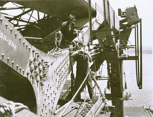 492 Portal bracing between end posts. 21-1-1929