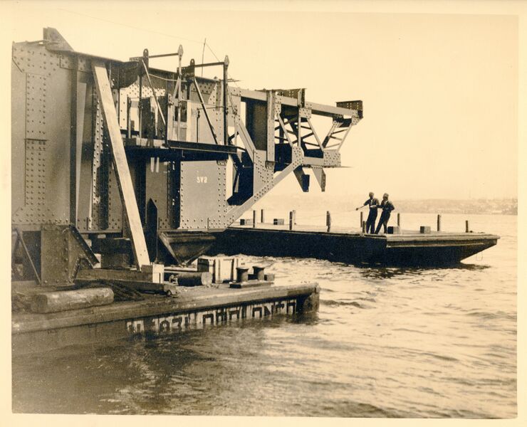 File:STR 1932 08Mallard074.jpg