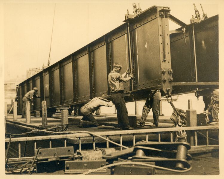 File:STR 1932 08Mallard076.jpg