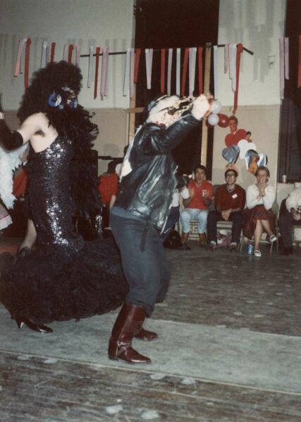 File:1988.02.12 Valentine's Ken Braidi KB5-19.jpg