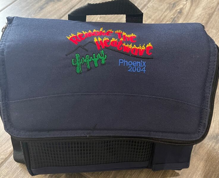 File:2004 Convention Cooler.jpg