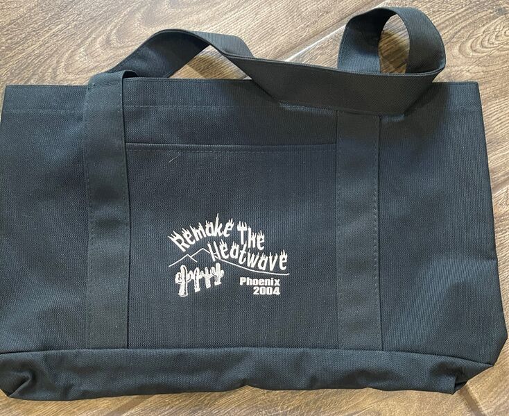 File:2004 Convention Tote Bag.jpg