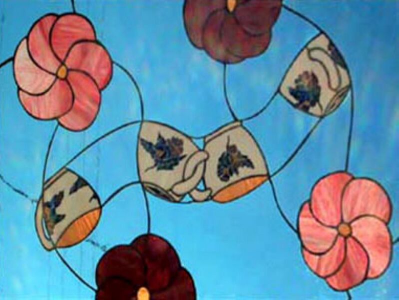 File:2004 SDSG Teacup Chain.jpg