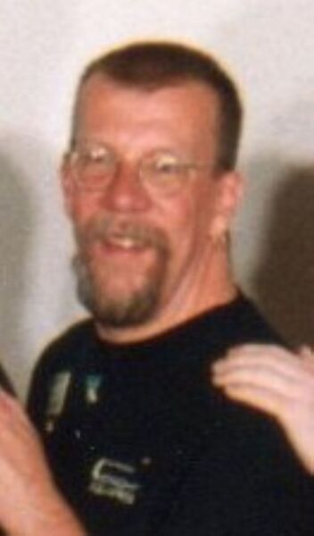 File:Bob Currier 1998 MID.jpg