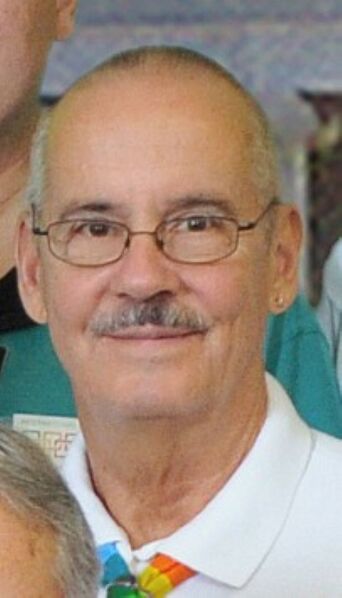 File:Bob Yeargan 2009 BIS.jpg