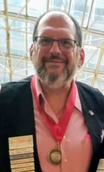 File:Don Cohen 10 year 2019.jpg