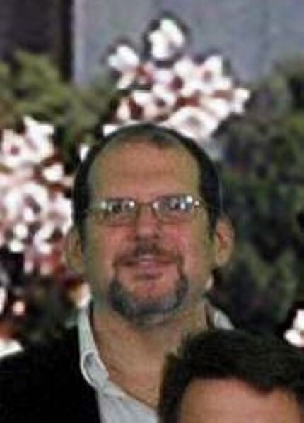 File:Don Cohen 2009 DCL.jpg