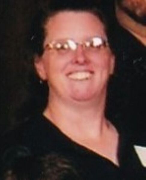 File:Donna Bragg 2010 IND.jpg