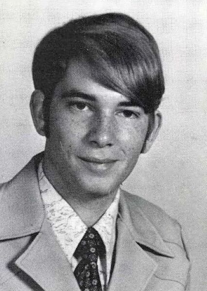 File:Harold Bouis 1977 yearbook photo.jpg