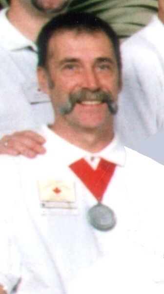 File:James Mead 2001.jpg
