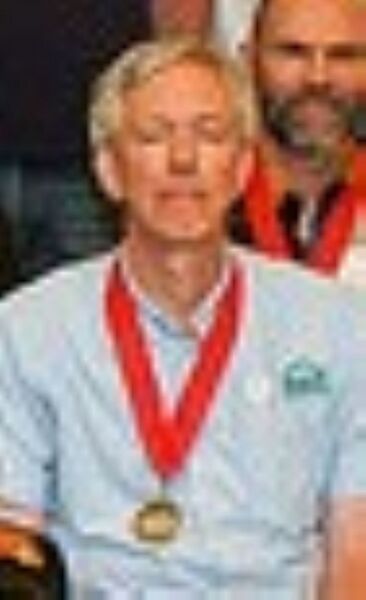 File:Larry Altmayer 2014 10-year DCL.jpg