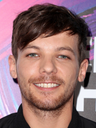 Louis Tomlinson.png
