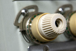 Barudan Thread Tensioner Hook.png