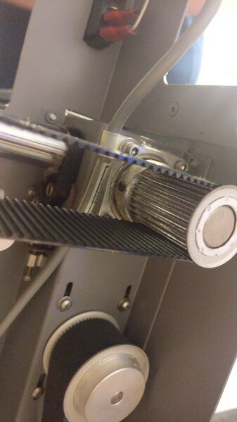 File:Epilog y-axis pulley set screws.jpg
