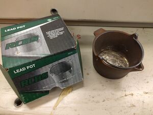 Metal-casting-lead-pot.jpg