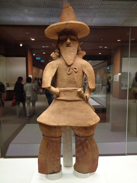 File:Haniwa-chieftain.jpg