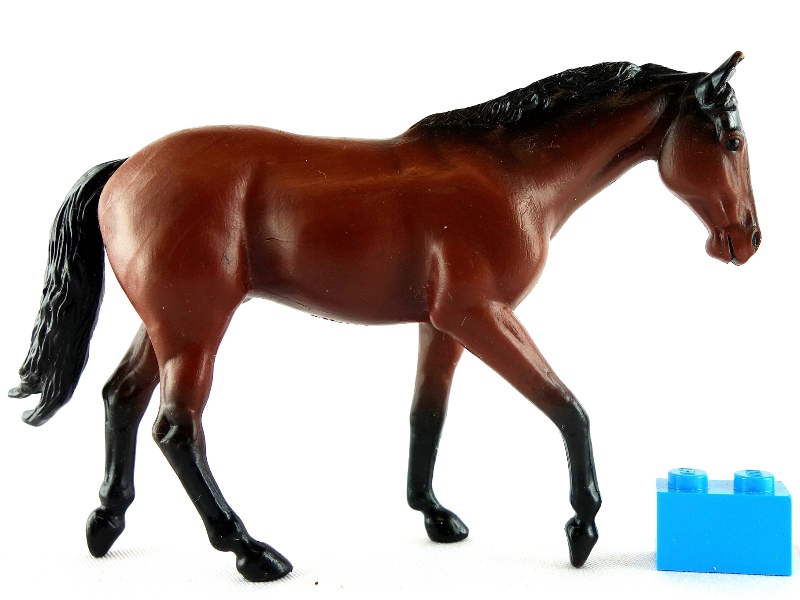 SIKU-Pferd-braun-rechts