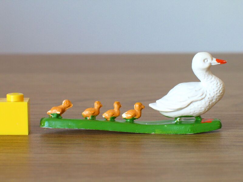 File:Britains Duck and ducklings 1970 2.JPG