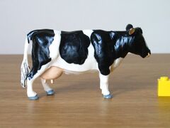 Britains plastic Friesian cow standing 1984