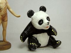 Bullyland 63383 Panda medium, Sitting