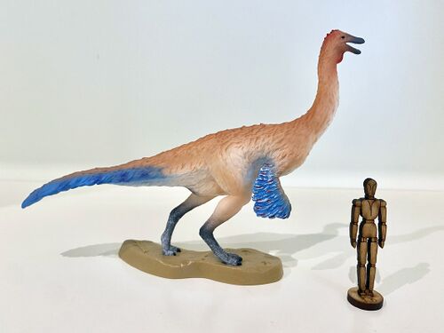 CollectA 2025 Gallimimus 2.jpg