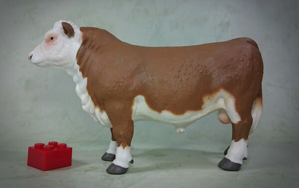 CollectA 88861 - Hereford Bull 2019 Kosta.jpg