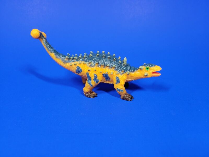 File:Happy Kin Toys Small Euoplocephalus pg.jpg