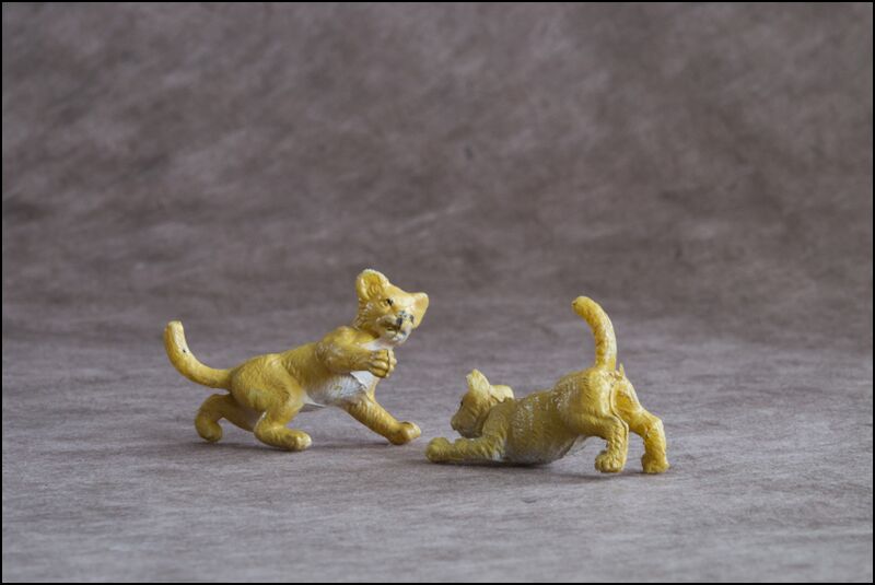 File:Hausser Elastolin 54mm Lion cubs 1.jpg