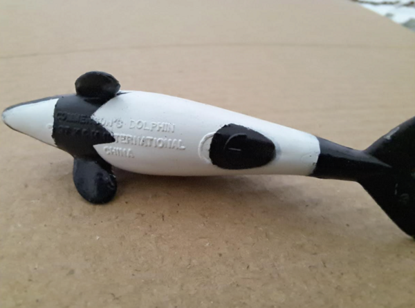 K&M-Commersons-dolphin-3-balb.png