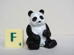 K&M Giant Panda Sitting