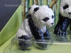 Papo 50135 Sitting Baby Panda