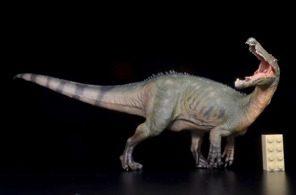 Papo 55101 Suchomimus 2.jpg