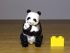 Safari 697304 Panda TOOB Panda and cub