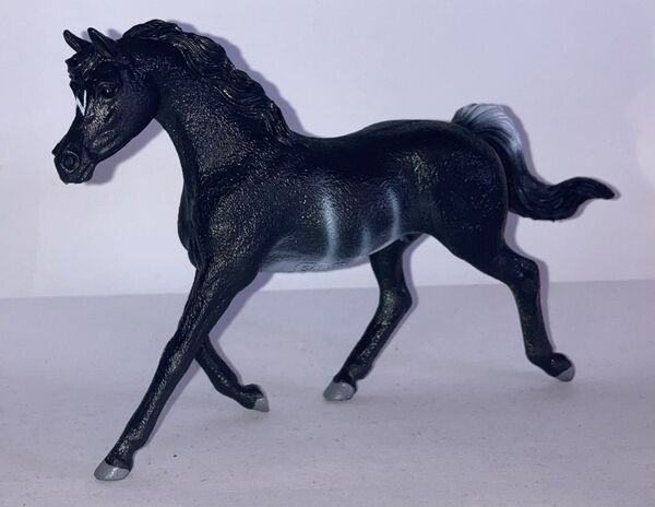 Schleich 13981 Arabian Stallion TRL.jpg