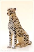 ToyMany sitting female Cheetah 5.jpg