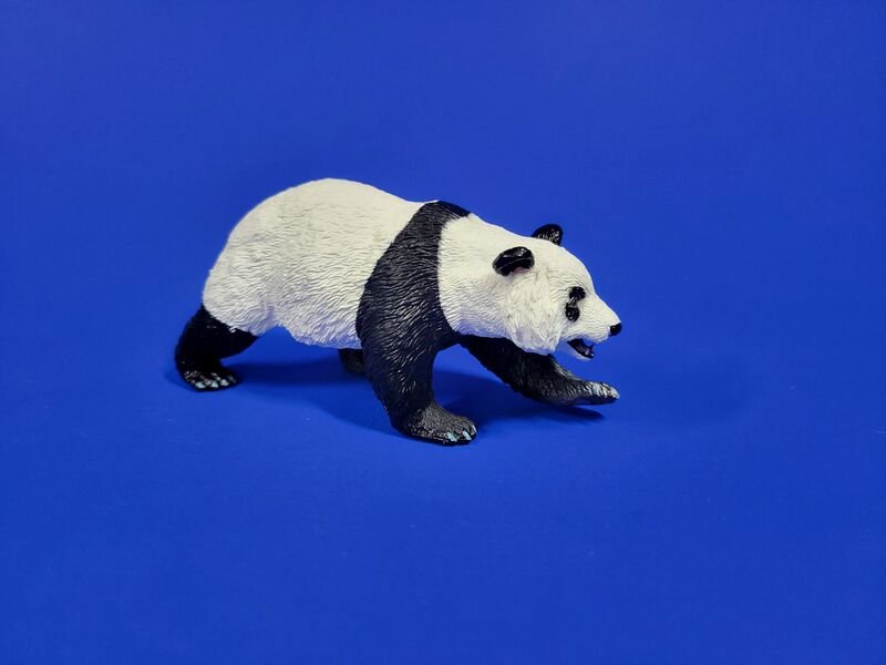 File:Toymany Giant panda female.jpg