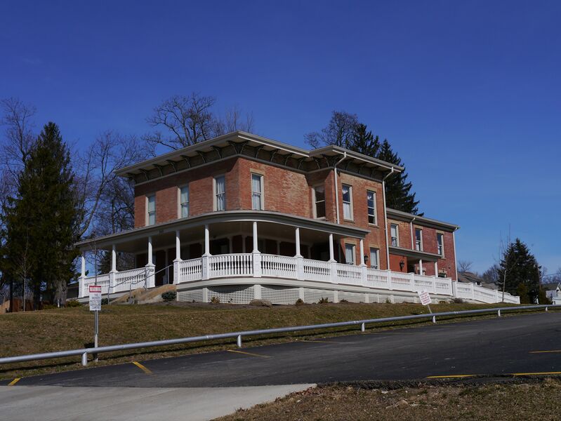 File:245-BeallAve01.jpg