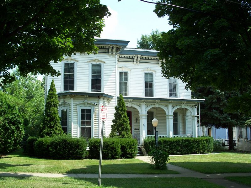 File:341-N-Bever-SchmuckHouse.jpg
