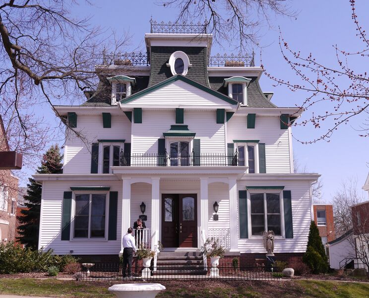 File:527-BeallAve-ImgardHouse.jpg
