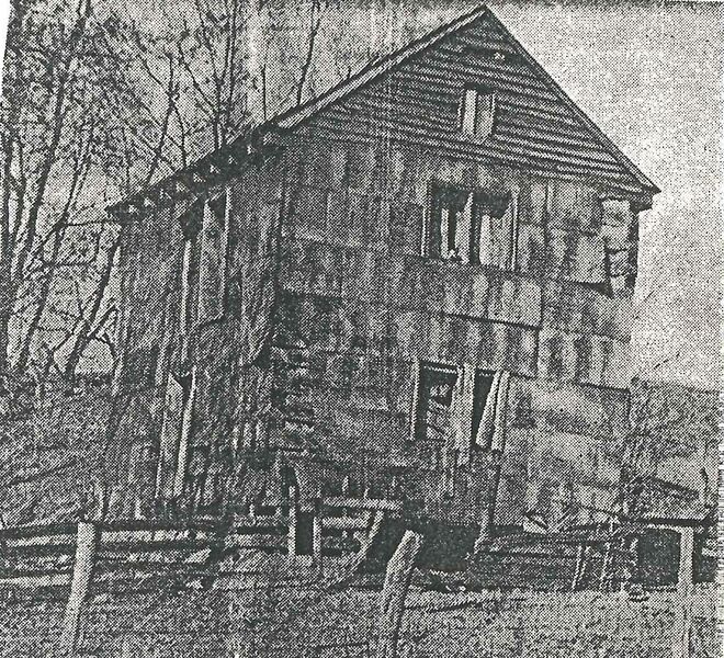 File:Battles Farmhouse.jpg